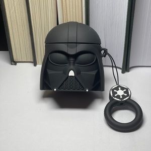 Darth Vader Airpods case